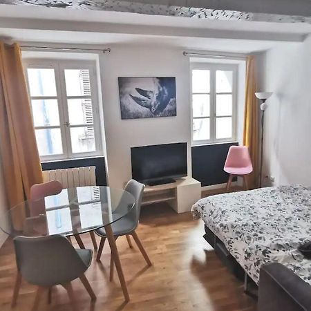 Appartement T1 proche rue des arts, du port et de l'Opéra à Toulon Extérieur photo