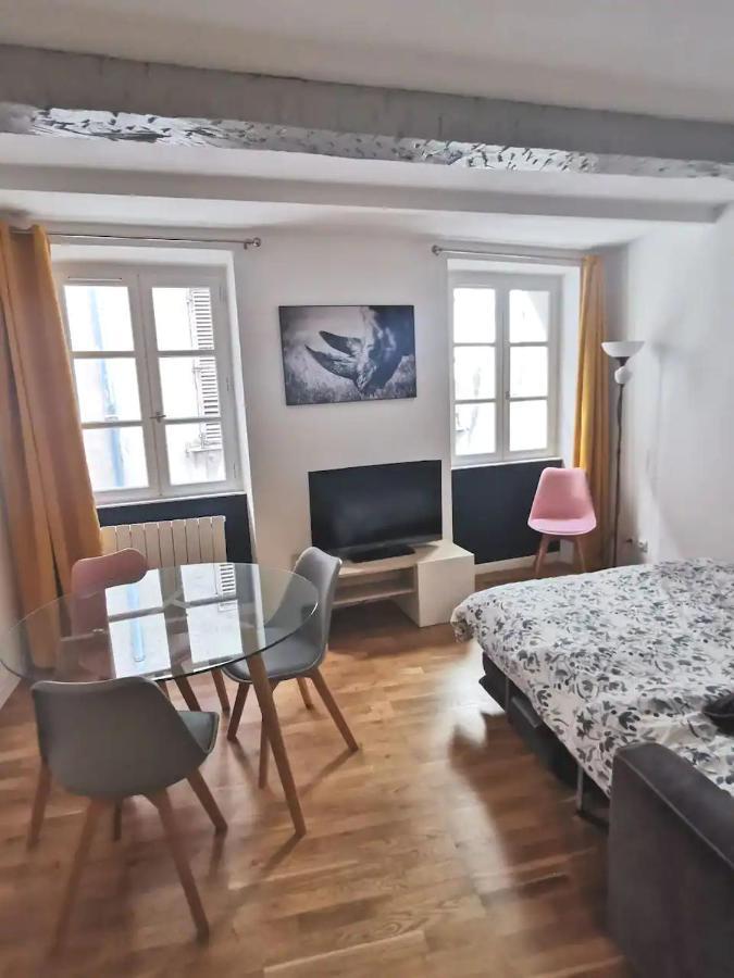 Appartement T1 proche rue des arts, du port et de l'Opéra à Toulon Extérieur photo