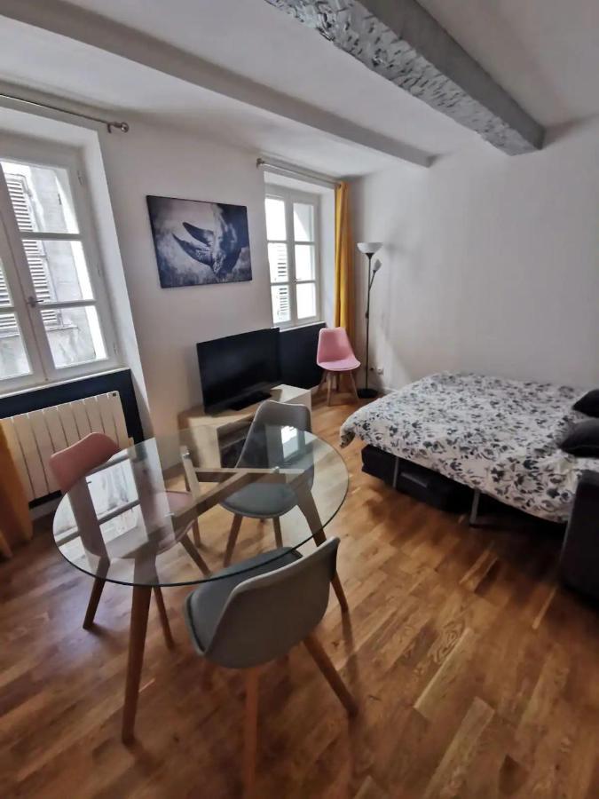 Appartement T1 proche rue des arts, du port et de l'Opéra à Toulon Extérieur photo