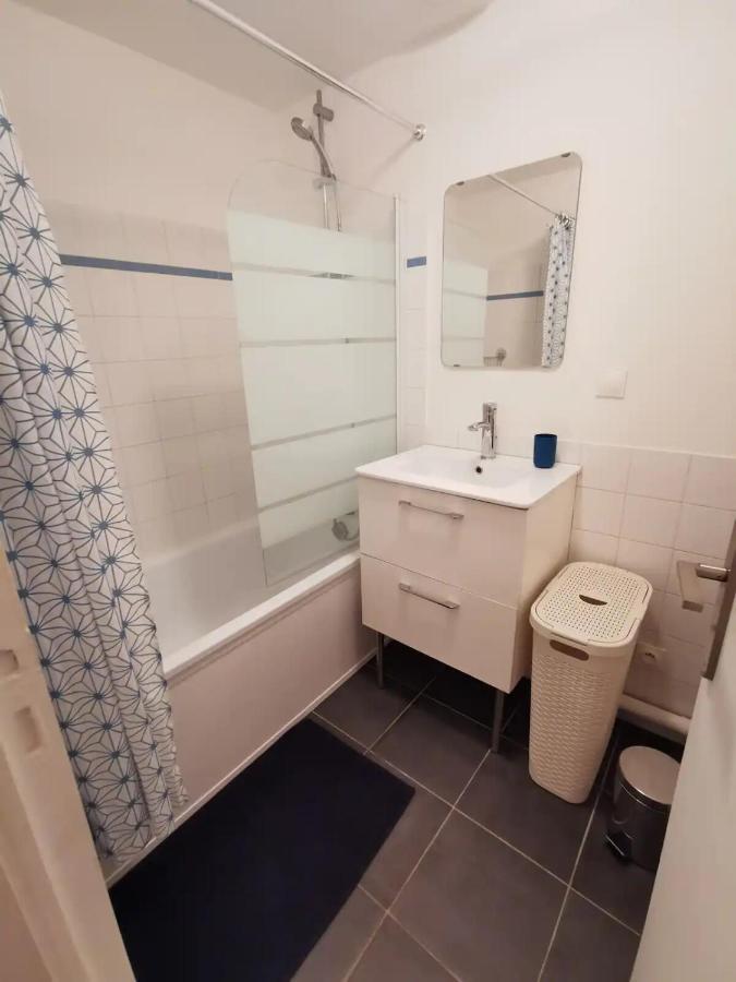 Appartement T1 proche rue des arts, du port et de l'Opéra à Toulon Extérieur photo